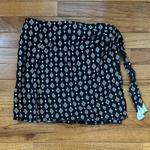 Zara Black and White Patterned Skort
